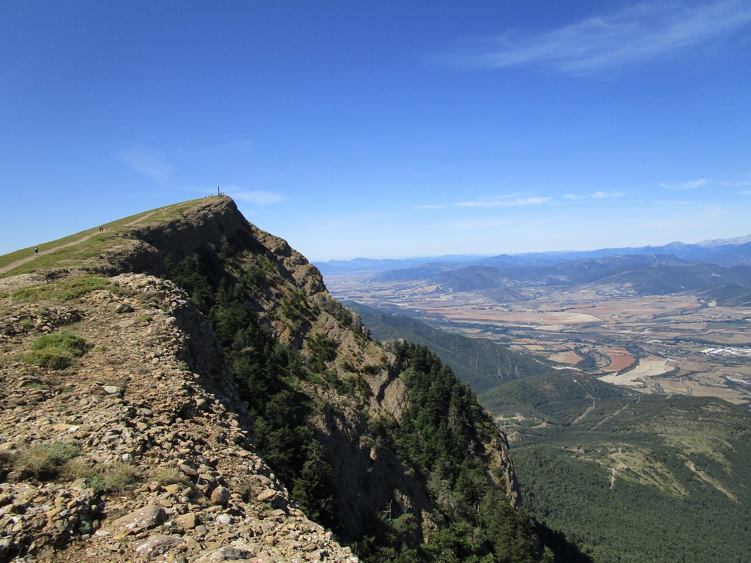 Cara Norte de Oroel y Canal de Berdún.