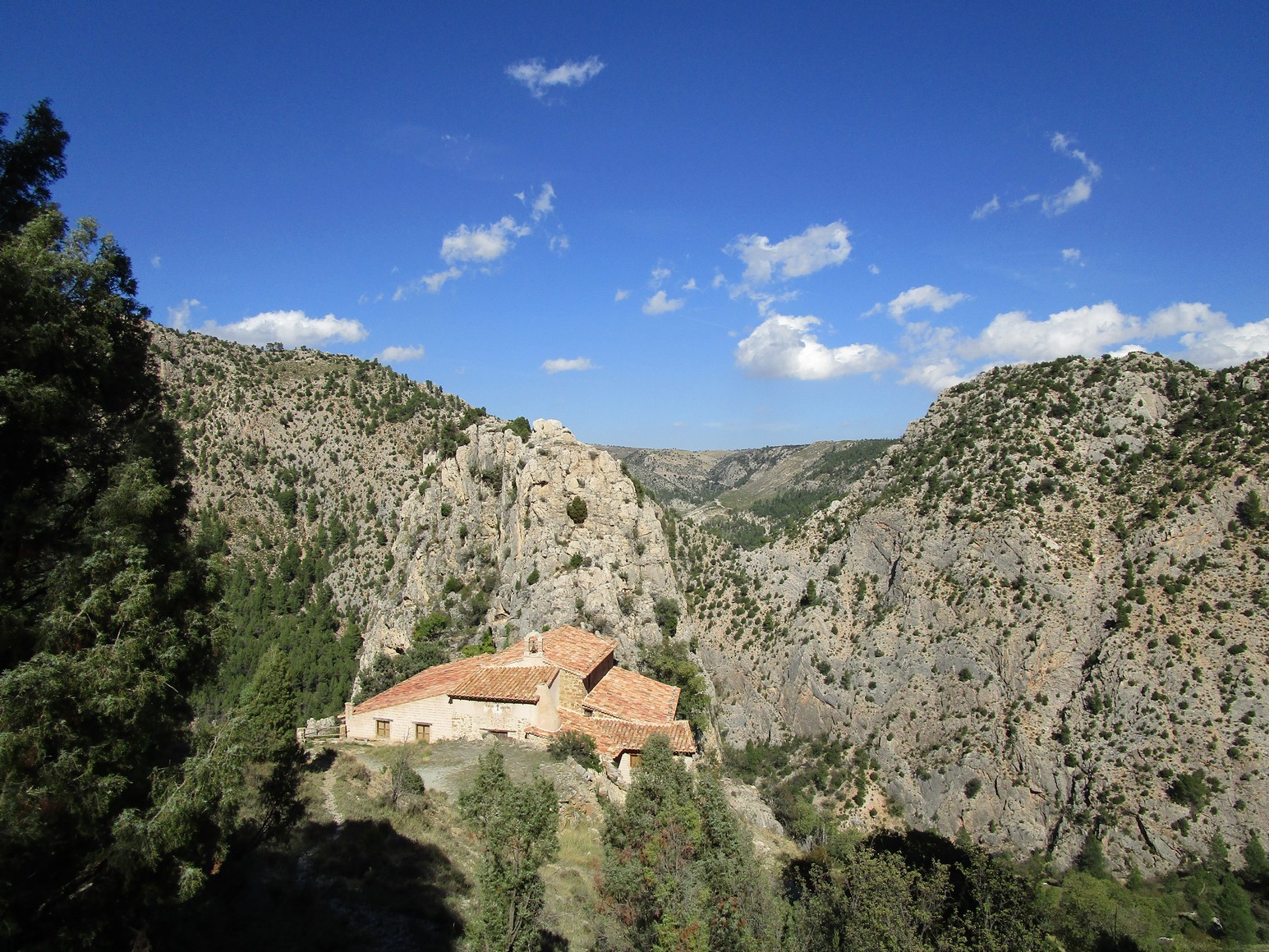 Ermita de San Pedro de la Roqueta